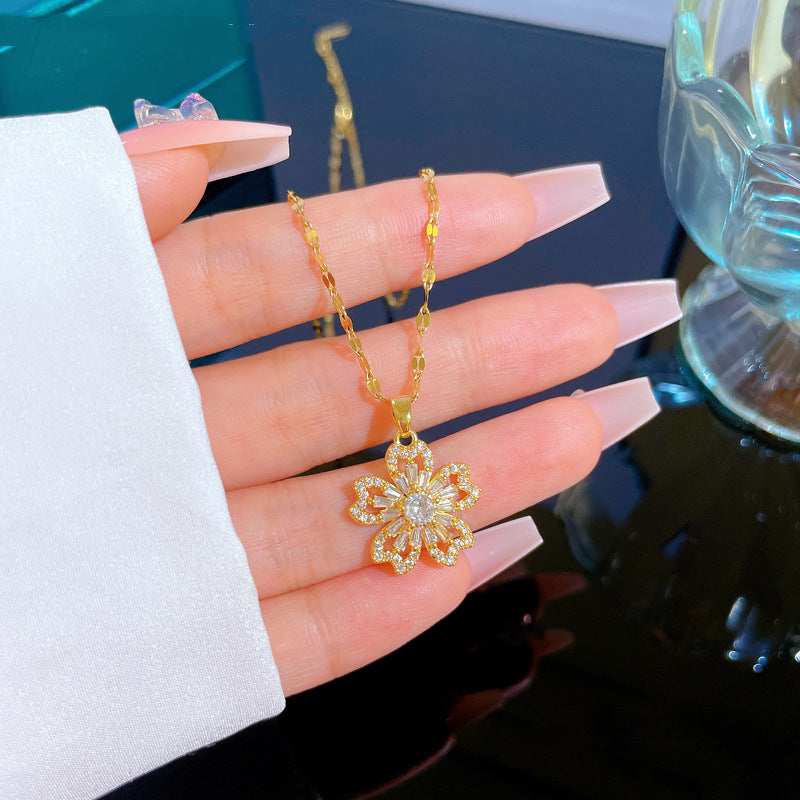Young Diamond Necklace